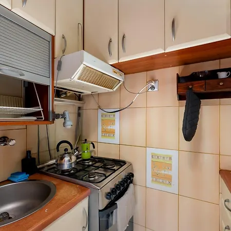 Nowa Huta Standard Apartmán *